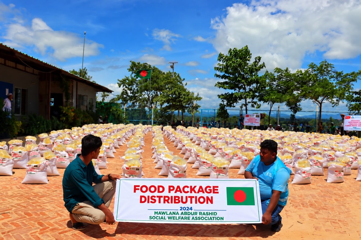 Arakan kamplarında gıda kolisi dağıtımı, 2024
